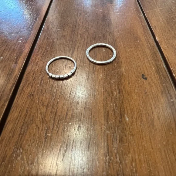 Simple Two Ring Stack - Picture 1 of 9